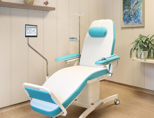 Medizinischer Stuhl Comfort-3 mit integriertem Tablet und medizinischem Wi-Fi
